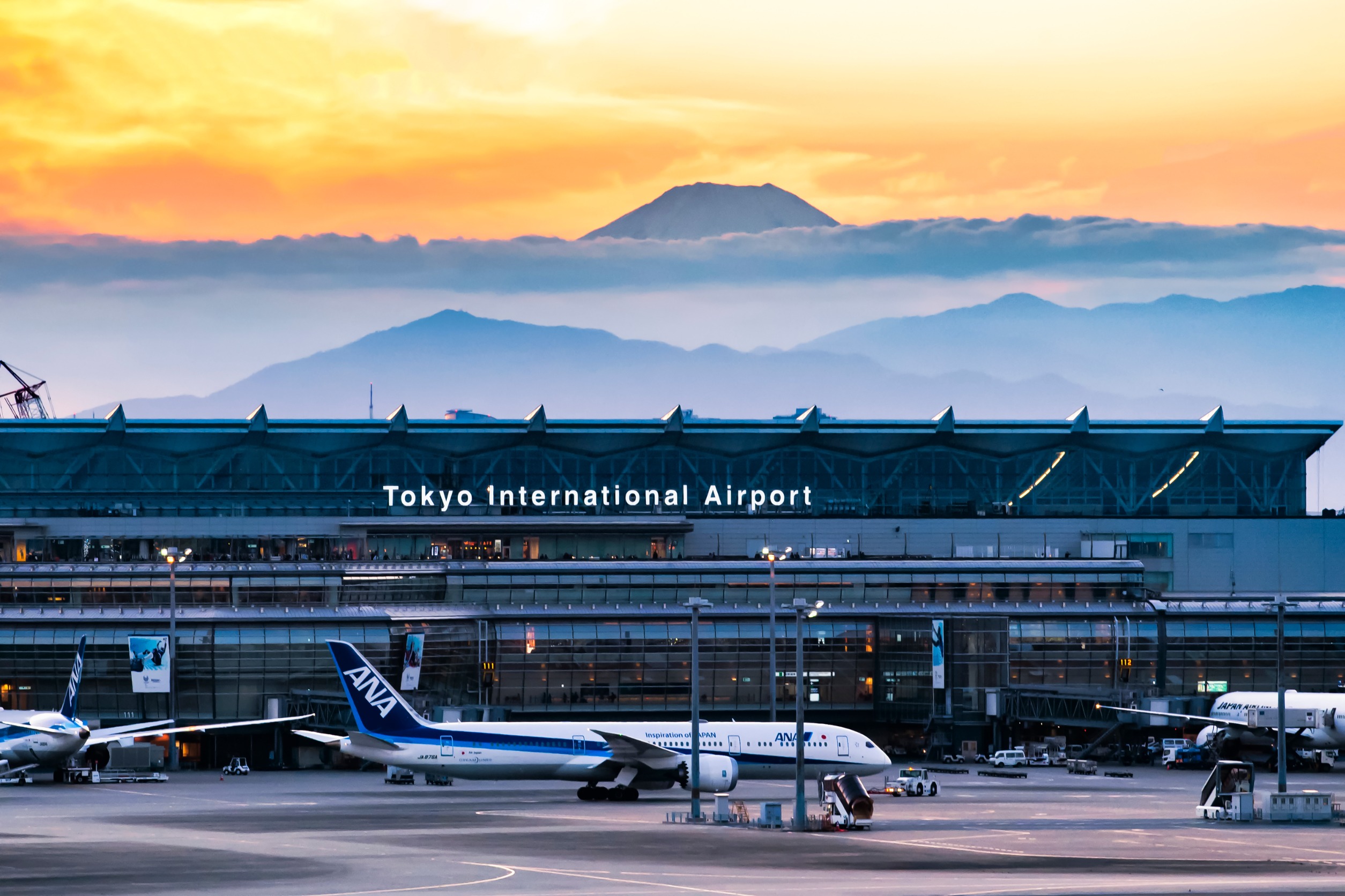 International airports in Japan